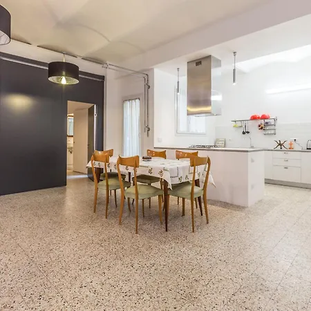 Matteotti House, By Short Holidays Apartment *